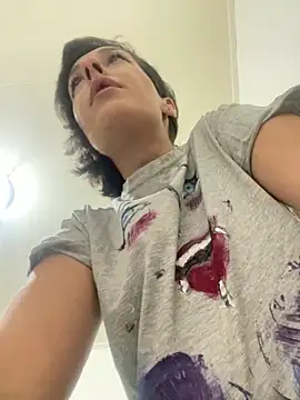 Snapshot of Piggiteablacktea chatting on October 21, 2025, 7:24 pm Piggiteablacktea online show from October 21, 2025, 7:24 pm