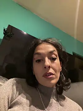 Snapshot of Piggiteablacktea chatting on March 27, 2026, 7:04 pm Piggiteablacktea online show from March 27, 2026, 7:04 pm