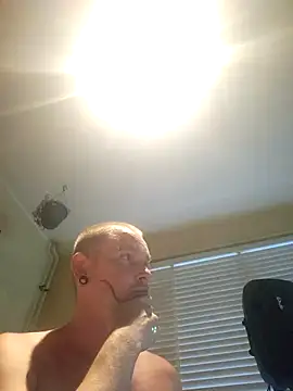 piercingpik online show from June 23, 2026, 8:07 pm