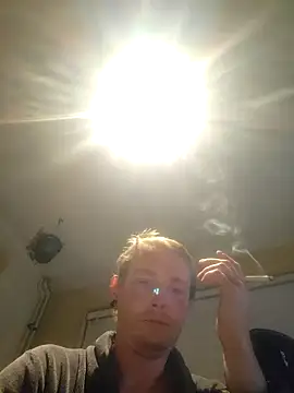 piercingpik online show from May 7, 2026, 11:52 pm