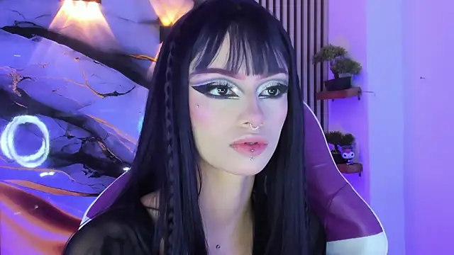 chloe jacksonn online show from June 27, 2026, 8:37 pm