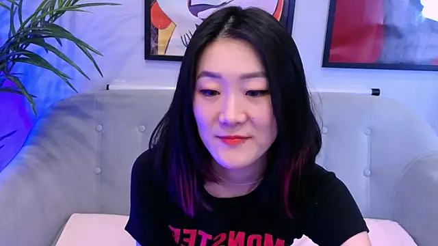 AikoYamada online show from January 11, 2026, 8:21 am