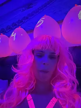 Lady LauraRose online show from January 9, 2026, 1:01 am