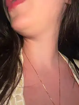 Lady LauraRose online show from March 19, 2026, 1:27 am