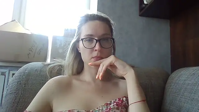 Snapshot of Jugira chatting on June 27, 2026, 12:44 pm Jugira online show from June 27, 2026, 12:44 pm