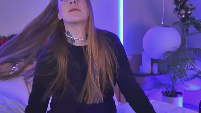 MiaEuphoria  online show from December 16, 2025, 3:55 am