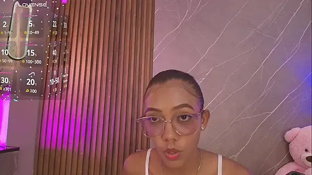 Snapshot of biancaa_18 chatting on June 23, 2026, 7:34 pm biancaa 18 online show from June 23, 2026, 7:34 pm