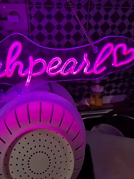 Snapshot of sarahpearlx chatting on February 28, 2026, 7:08 am sarahpearlx online show from February 28, 2026, 7:08 am