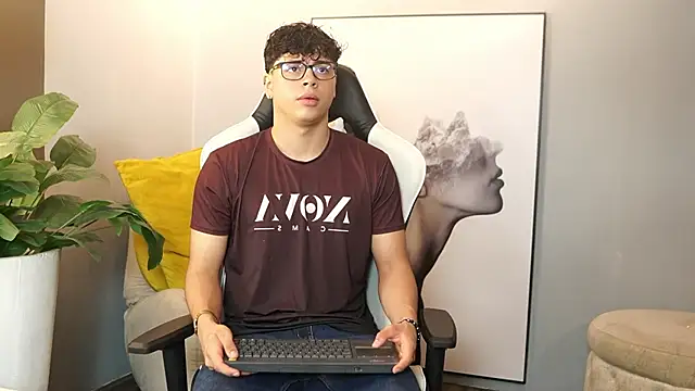 Ethan occonor online show from October 3, 2025, 12:39 pm