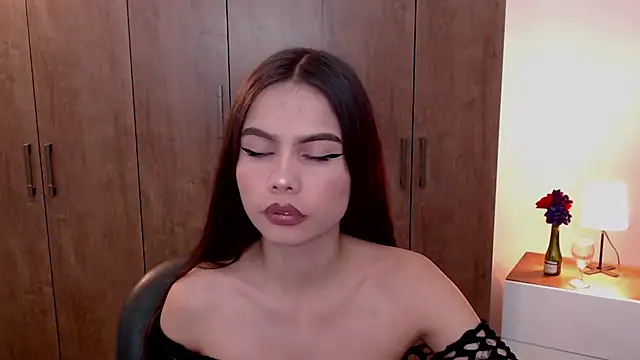 aleesha cameron02 online show from July 18, 2026, 7:11 pm