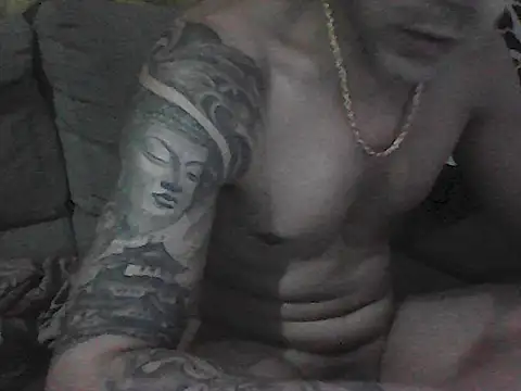 JOAQUINTORRES39 online show from February 14, 2026, 1:06 am