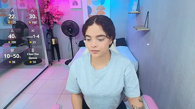 Maggy t18 online show from June 11, 2026, 3:14 am