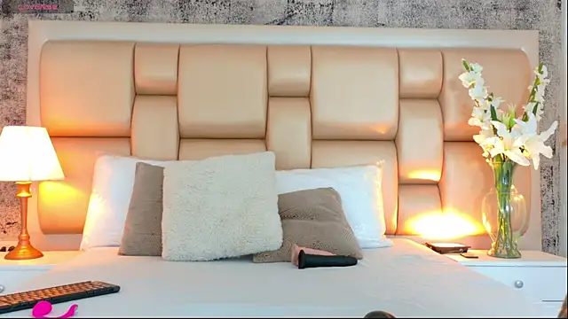 Edna Copper online show from January 17, 2026, 3:54 am