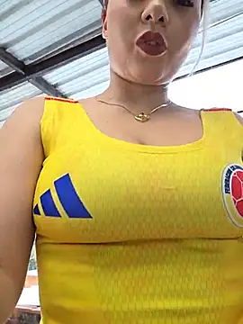 Natasanz online show from July 3, 2026, 8:37 pm