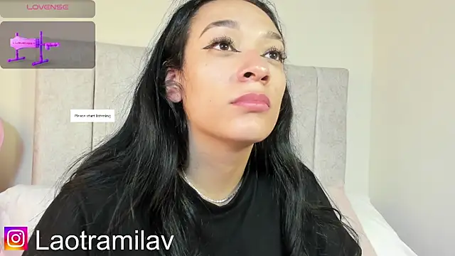 juliettaa 1 online show from May 10, 2026, 12:03 am