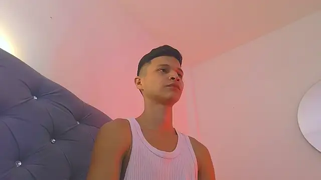 Twinkcock22 online show from October 6, 2025, 3:51 am