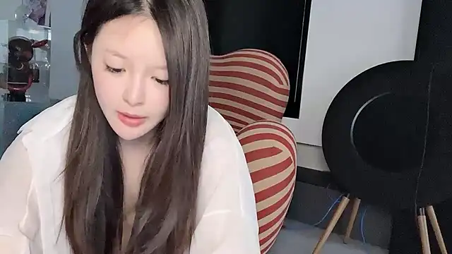 caomei2580 online show from October 8, 2025, 6:04 am