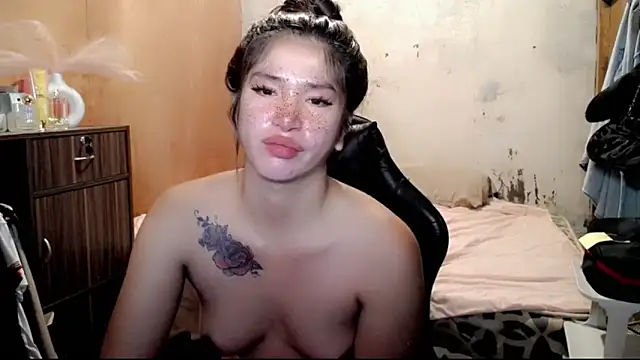 Cutierhyxx online show from May 14, 2026, 8:50 pm