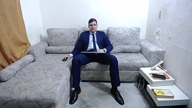 Victor Maitland online show from June 11, 2026, 3:58 am