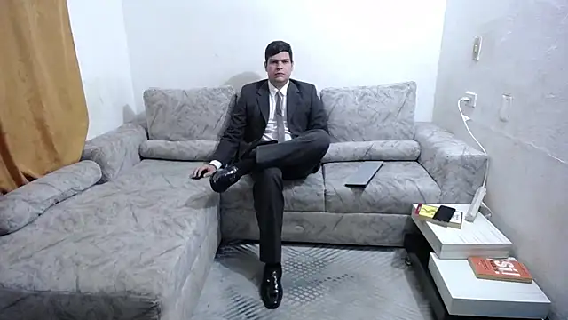 Victor Maitland online show from July 5, 2026, 3:55 am
