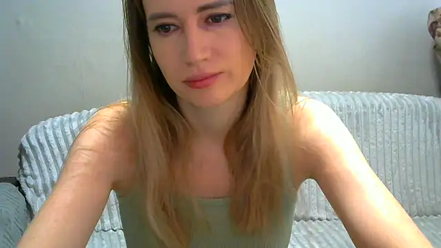 JessFoxxx online show from February 8, 2026, 3:59 am