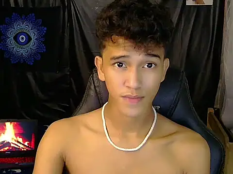 Snapshot of kenbigcockxx chatting on February 19, 2026, 2:03 pm kenbigcockxx online show from February 19, 2026, 2:03 pm