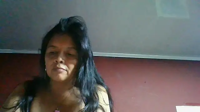 DianaOchoa  online show from July 5, 2026, 4:19 am