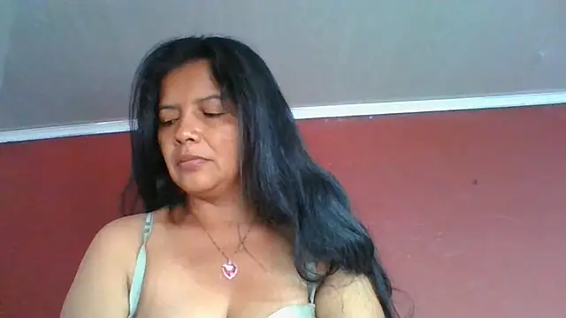 DianaOchoa  online show from July 1, 2026, 12:27 pm