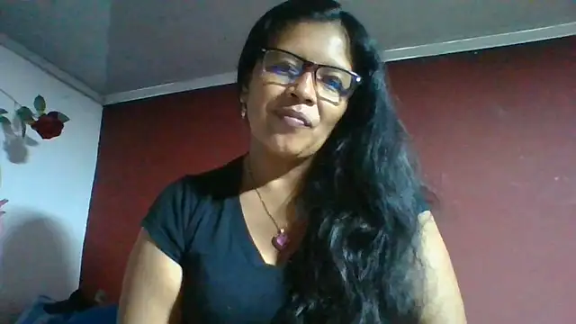 DianaOchoa  online show from June 14, 2026, 2:57 am