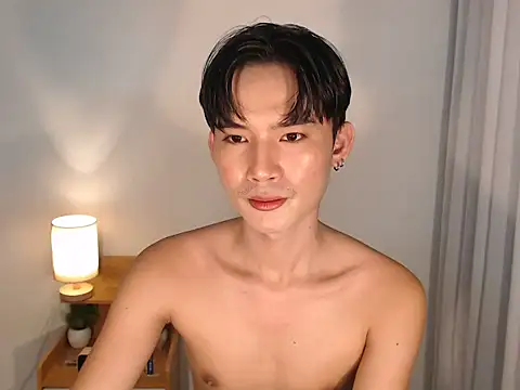 Snapshot of asian_dai chatting on May 4, 2026, 1:53 am asian dai online show from May 4, 2026, 1:53 am