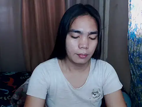 Snapshot of Simple_Martina chatting on January 19, 2026, 2:04 am Simple Martina online show from January 19, 2026, 2:04 am