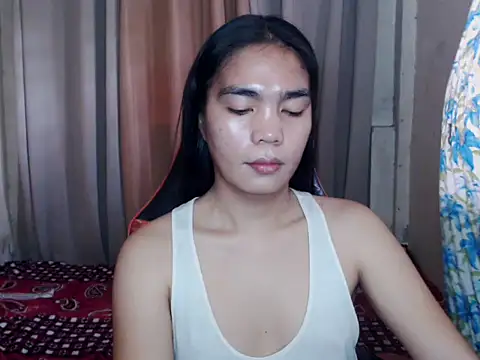 Snapshot of Simple_Martina chatting on September 19, 2025, 1:31 am Simple Martina online show from September 19, 2025, 1:31 am