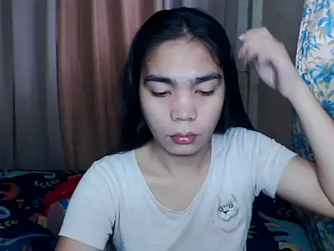 Snapshot of Simple_Martina chatting on October 22, 2025, 1:16 am Simple Martina online show from October 22, 2025, 1:16 am