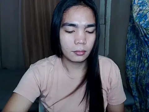 Snapshot of Simple_Martina chatting on December 16, 2025, 1:21 am Simple Martina online show from December 16, 2025, 1:21 am