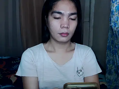 Snapshot of Simple_Martina chatting on October 16, 2025, 1:58 am Simple Martina online show from October 16, 2025, 1:58 am