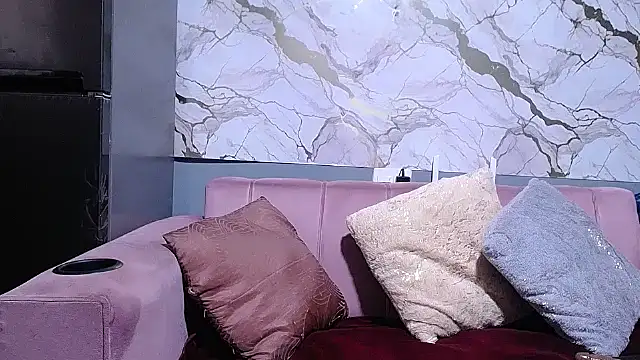 Goddessberry online show from June 5, 2026, 6:18 am