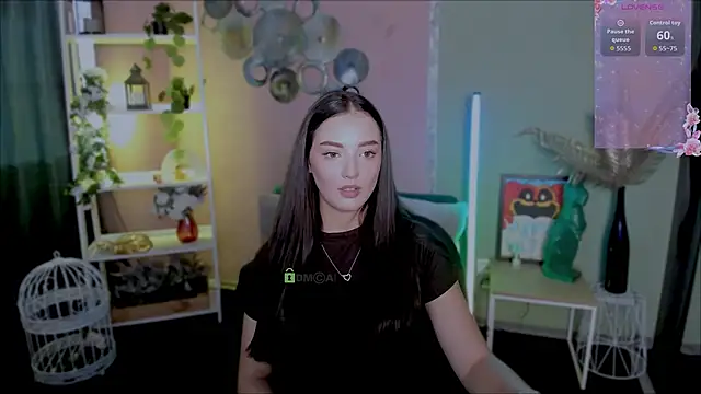 miki-niki online show from September 18, 2025, 12:41 pm