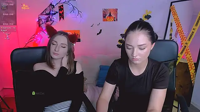 miki-niki online show from October 31, 2025, 3:19 pm