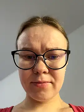  CherryBloom  online show from November 15, 2025, 8:51 am