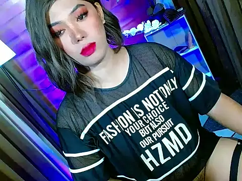 bigfattycocksonya27 online show from May 11, 2026, 8:16 am