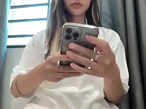 Min sara69 online show from October 12, 2025, 8:37 am