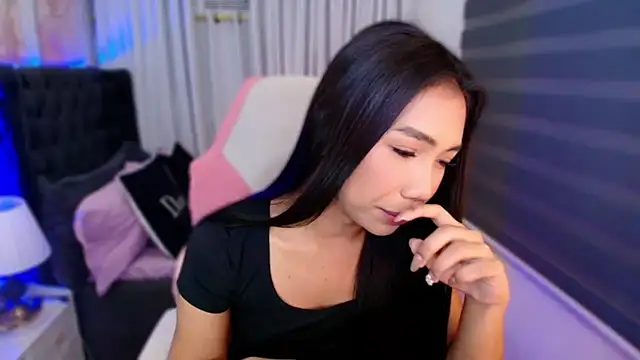 Snapshot of naughtyjayde chatting on August 8, 2026, 9:44 pm naughtyjayde online show from August 8, 2026, 9:44 pm