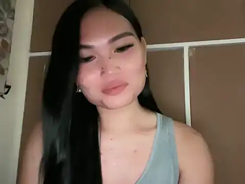 Snapshot of Makeamesswithjenieyang chatting on November 27, 2025, 5:46 pm Makeamesswithjenieyang online show from November 27, 2025, 5:46 pm