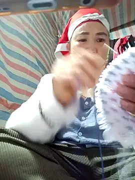 Snapshot of jienrrr chatting on March 13, 2026, 2:27 am jienrrr online show from March 13, 2026, 2:27 am