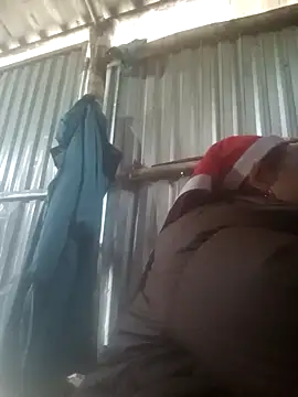 jienrrr online show from February 1, 2026, 2:21 am