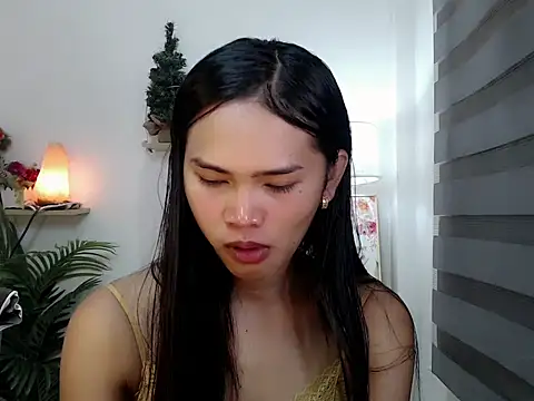 imperfect zandra online show from November 21, 2025, 5:28 am