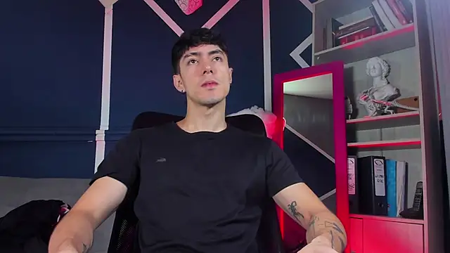 Snapshot of etham_wolf_ chatting on November 25, 2025, 11:54 am etham wolf online show from November 25, 2025, 11:54 am