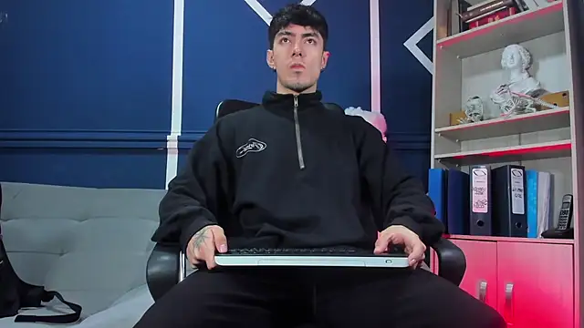 Snapshot of etham_wolf_ chatting on November 14, 2025, 11:14 am etham wolf online show from November 14, 2025, 11:14 am