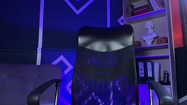 Snapshot of etham_wolf_ chatting on September 12, 2025, 12:27 pm etham wolf online show from September 12, 2025, 12:27 pm