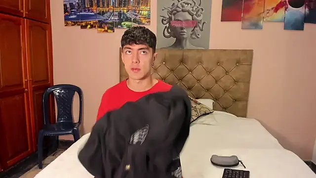 Snapshot of etham_wolf_ chatting on September 30, 2025, 2:01 pm etham wolf online show from September 30, 2025, 2:01 pm